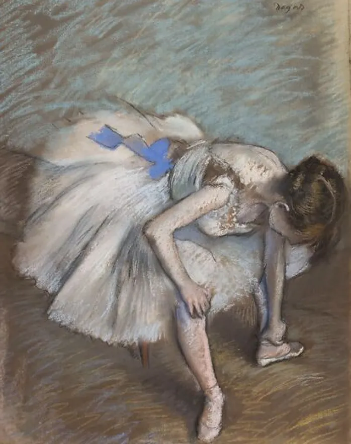 Danseuse assise se massant le pied (panneaux acryliques)