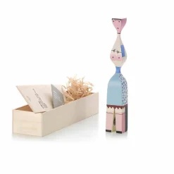 Figurine en bois Alexander Girard N°7 - Vitra