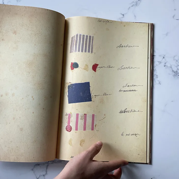 Sale Gazette des atours de Marie-Antoinette Livres D'Art