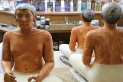 Discount Moulage Scribe accroupi ou Scribe de Saqqarah - Taille réelle Moulages Remarquables|Antiquités Orientales Et Égyptiennes