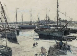 Navires de pêche échoués sur la grève, avec plusieurs marins sur une jetée (panneaux aluminium)
